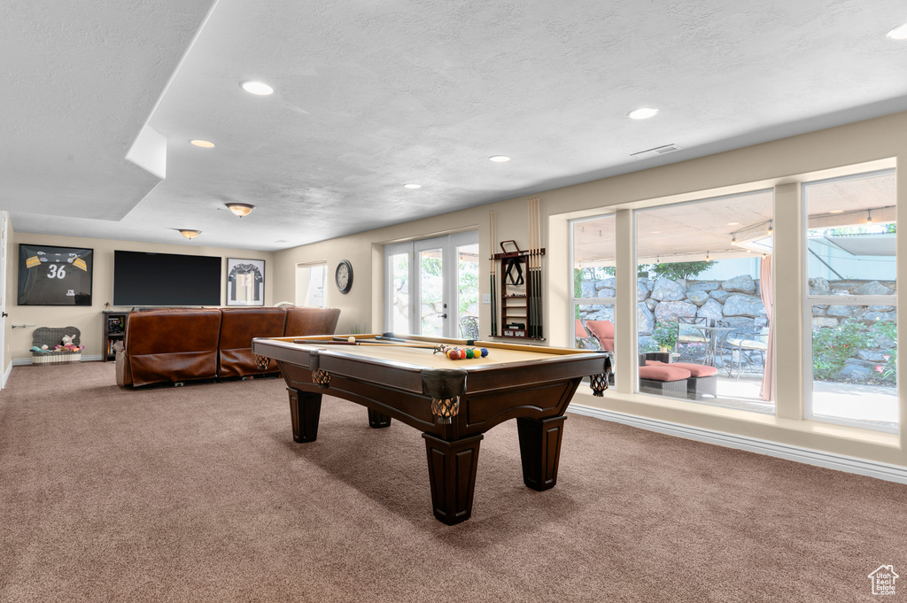 Recreation room featuring carpet floors, billiards, and recessed lighting