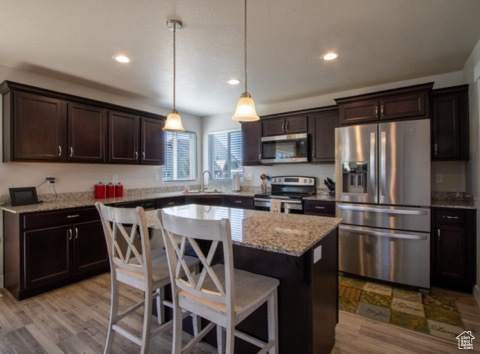 4910 N DESERET PEAK DR Eagle Mountain, UT 84005
