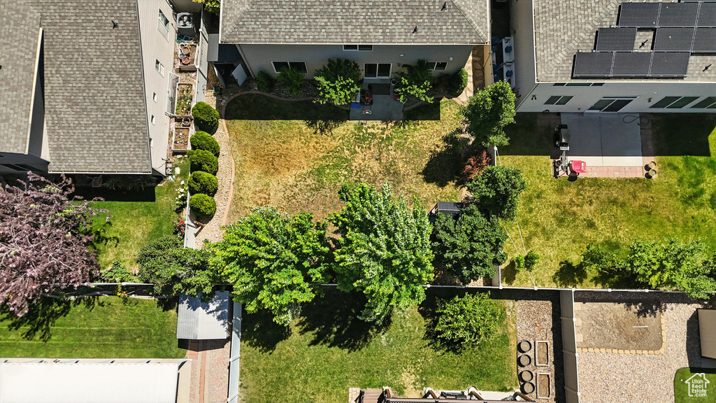 Aerial view of property and surrounding area