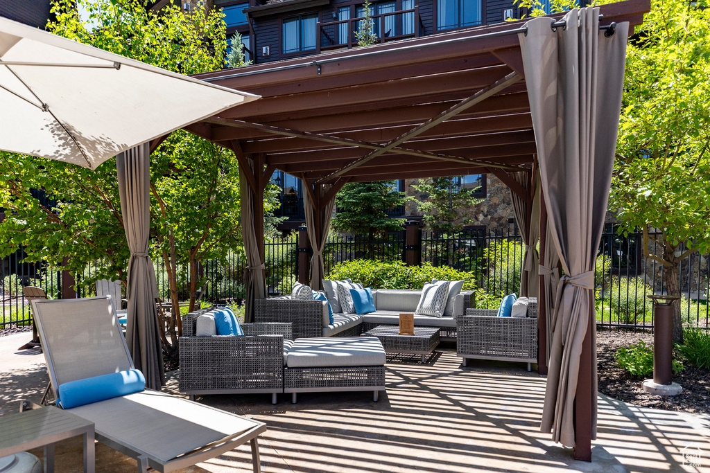 View of patio / terrace with an outdoor living space