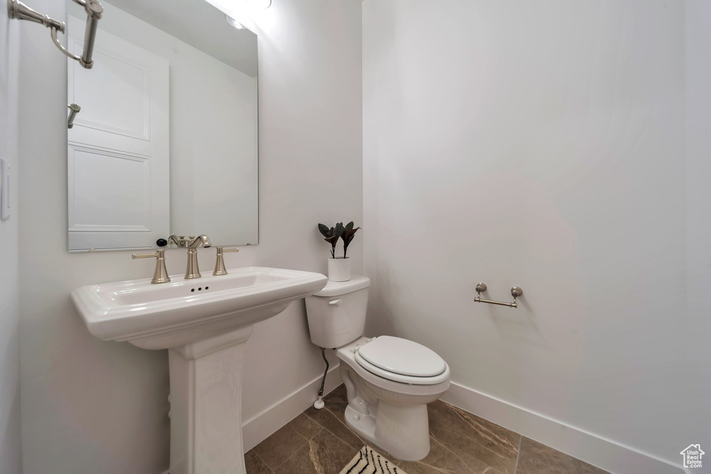 7991 S AMBROSIA LN West Jordan, UT 84081