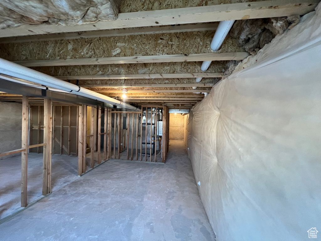 4687 S ROGER VIEW LN #8 West Valley City, UT 84119