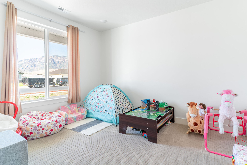 2477 W 2900 N Farr West, UT 84404