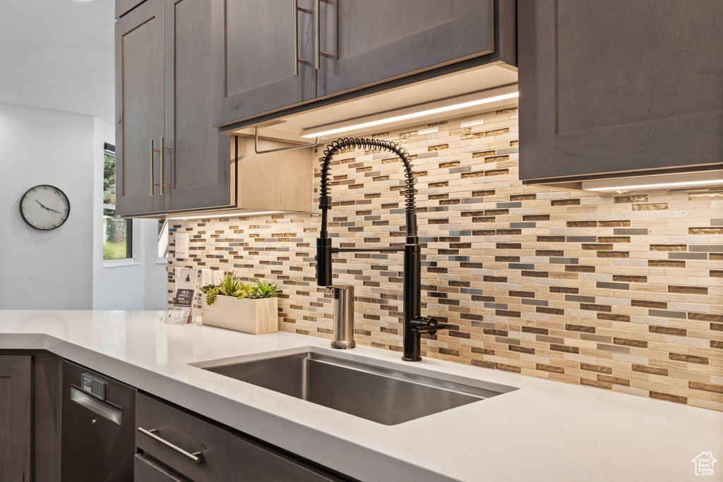 6273 S OAKCREST CIR Holladay, UT 84121