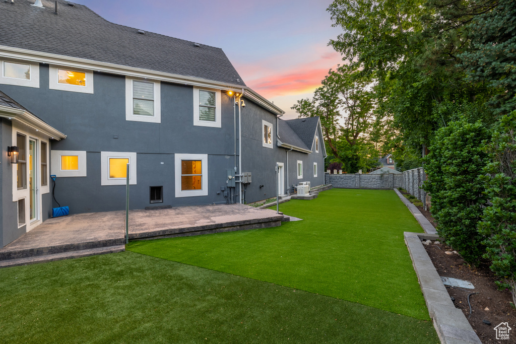 6273 S OAKCREST CIR Holladay, UT 84121