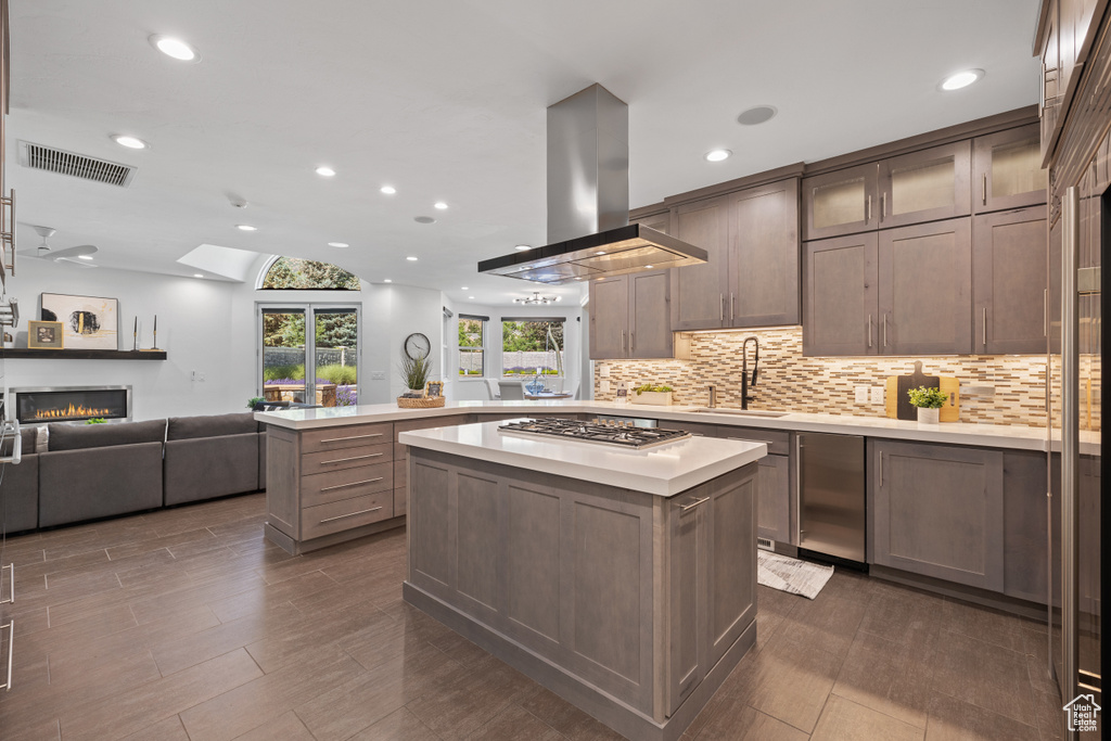 6273 S OAKCREST CIR Holladay, UT 84121