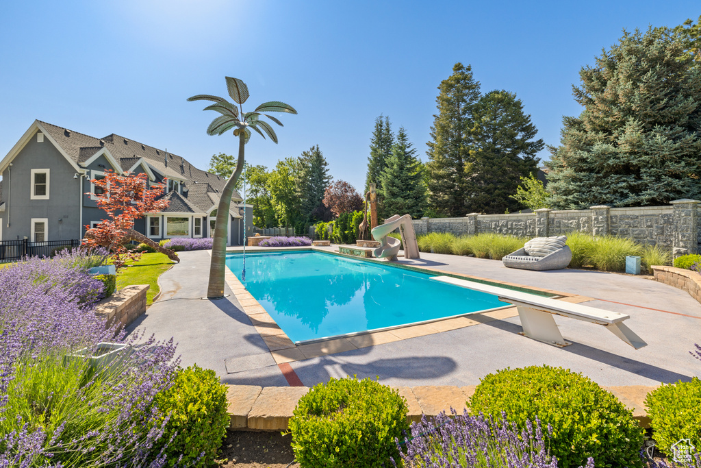 6273 S OAKCREST CIR Holladay, UT 84121