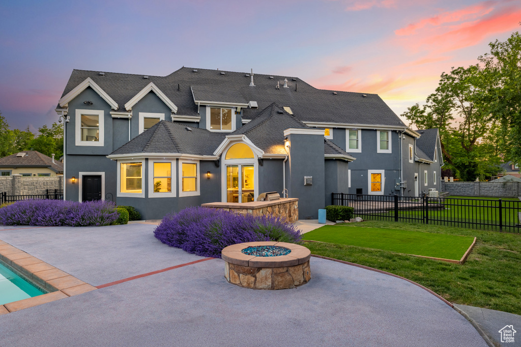 6273 S OAKCREST CIR Holladay, UT 84121