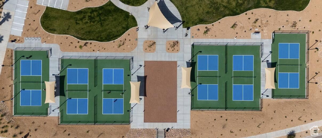 Aerial view of property and surrounding area