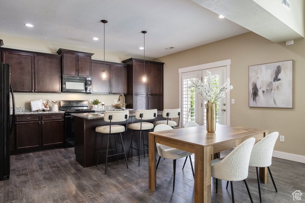7902 S FARM HOUSE LN Midvale, UT 84047
