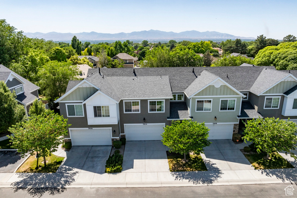 7902 S FARM HOUSE LN Midvale, UT 84047