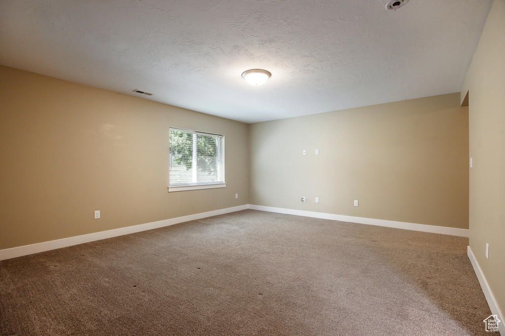 7902 S FARM HOUSE LN Midvale, UT 84047