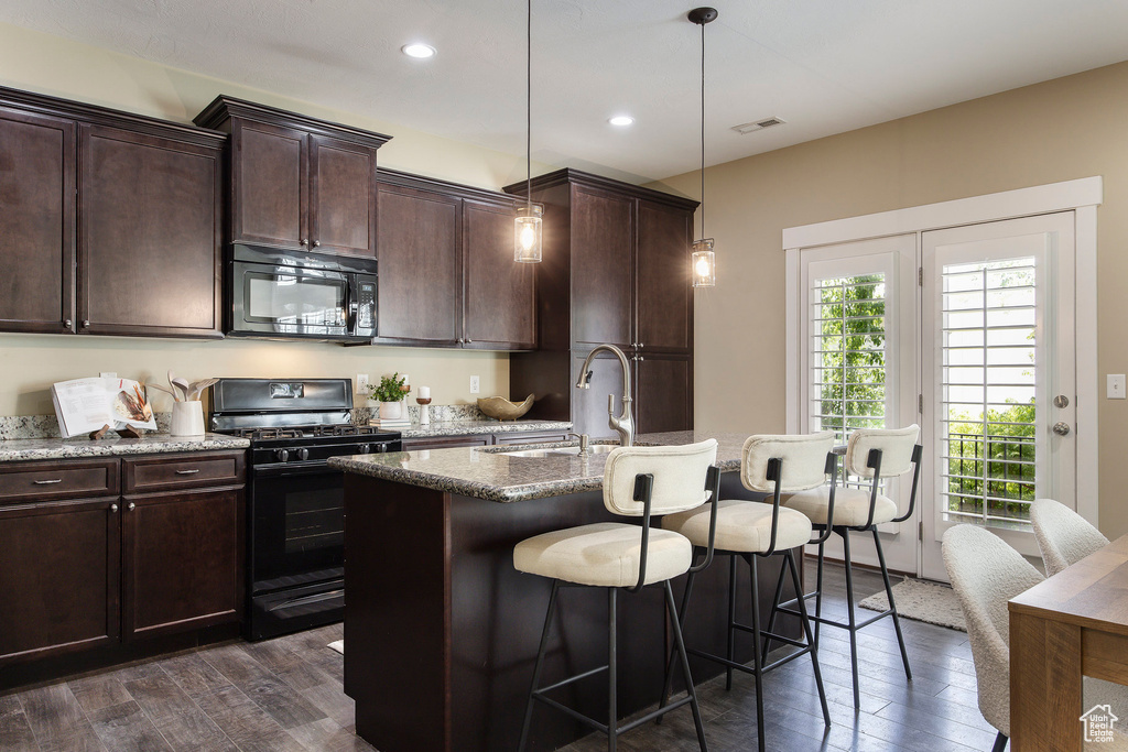 7902 S FARM HOUSE LN Midvale, UT 84047