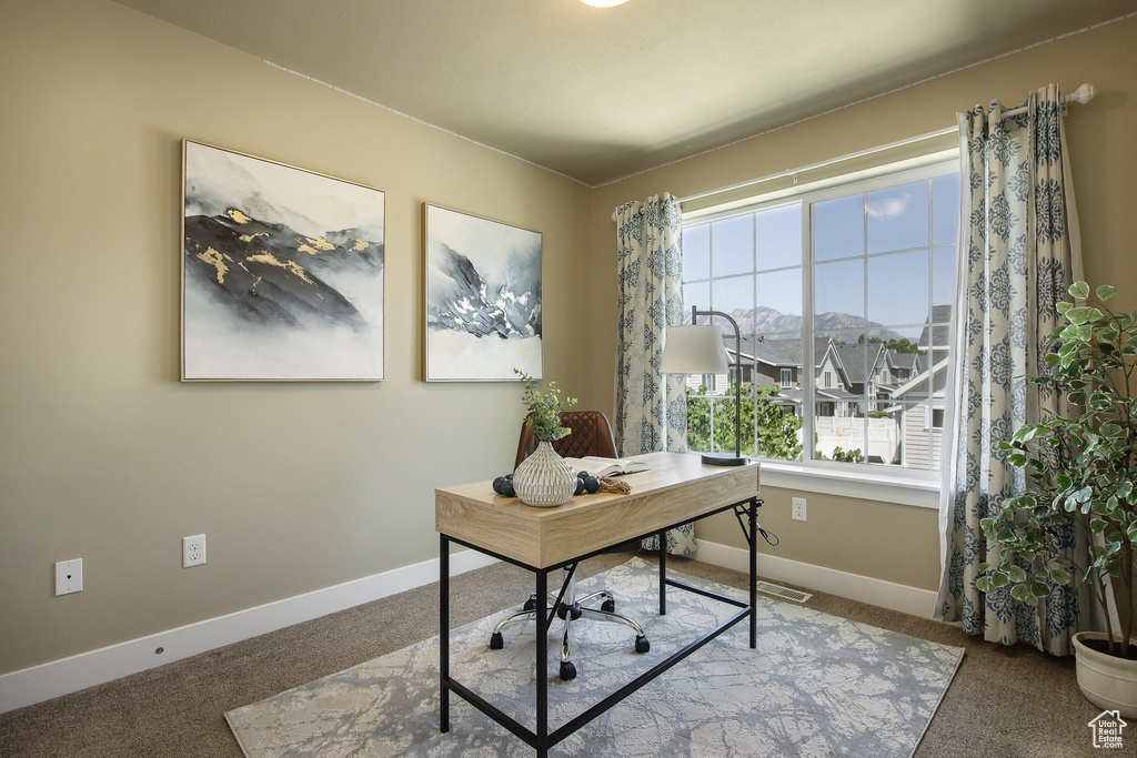 7902 S FARM HOUSE LN Midvale, UT 84047