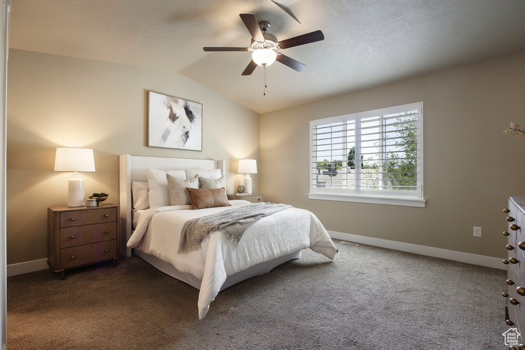 7902 S FARM HOUSE LN Midvale, UT 84047