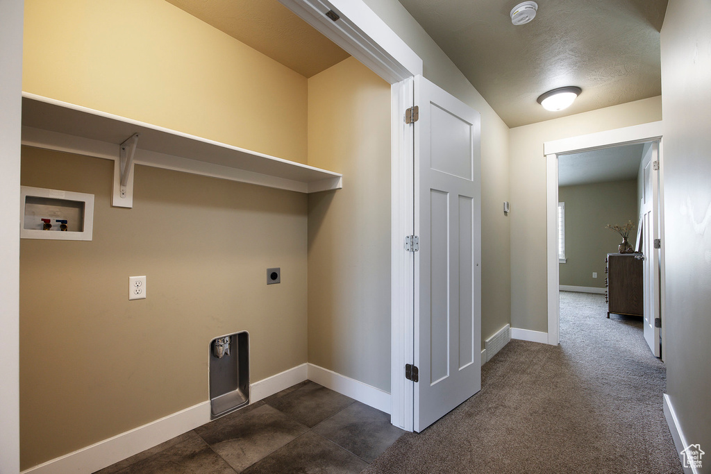 7902 S FARM HOUSE LN Midvale, UT 84047