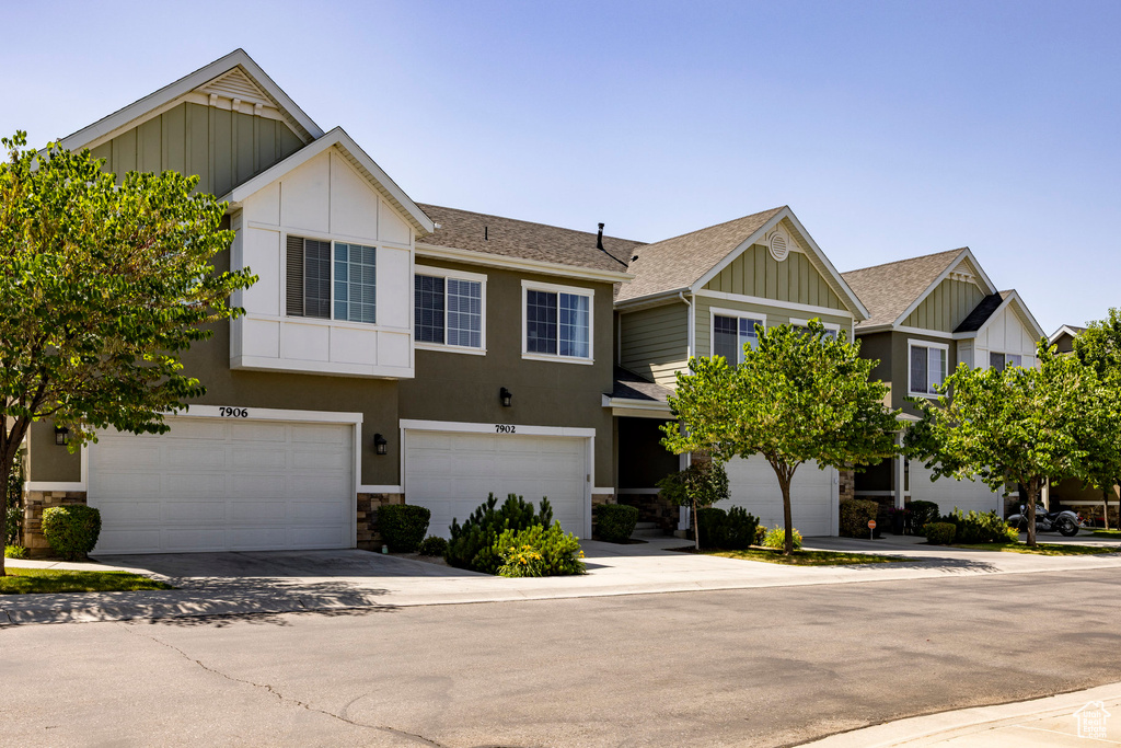 7902 S FARM HOUSE LN Midvale, UT 84047