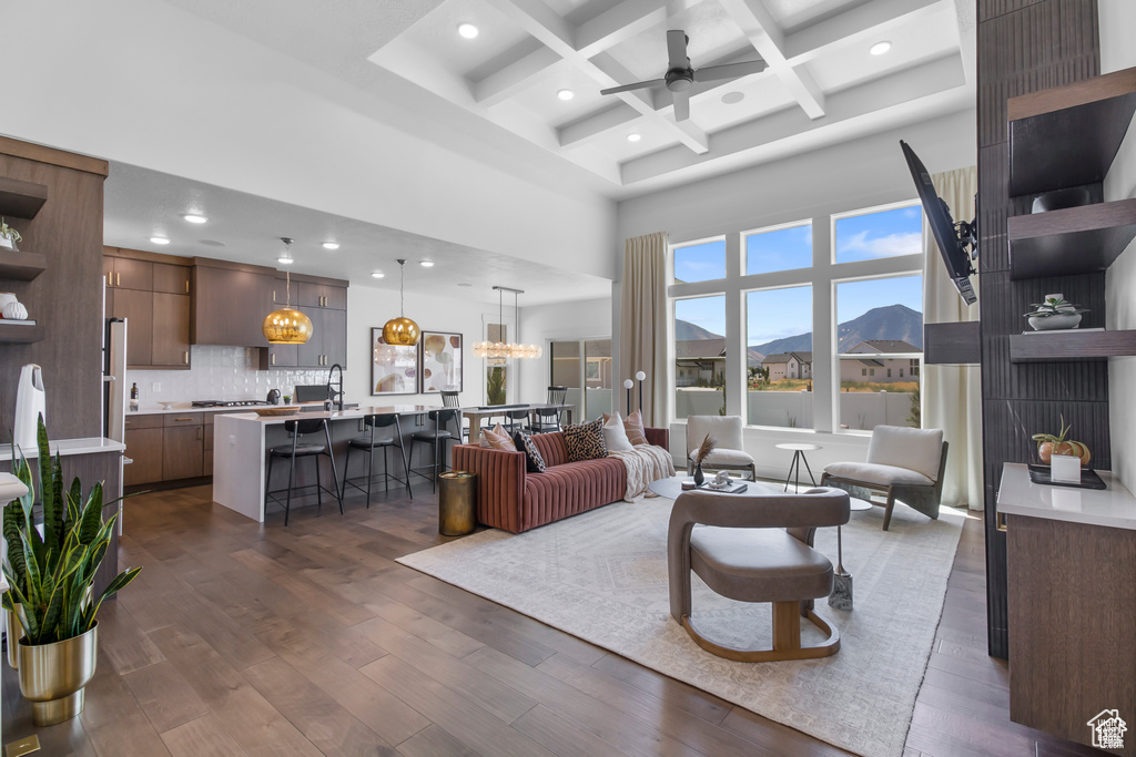 2041 W PINNACLE AVE Mapleton, UT 84664