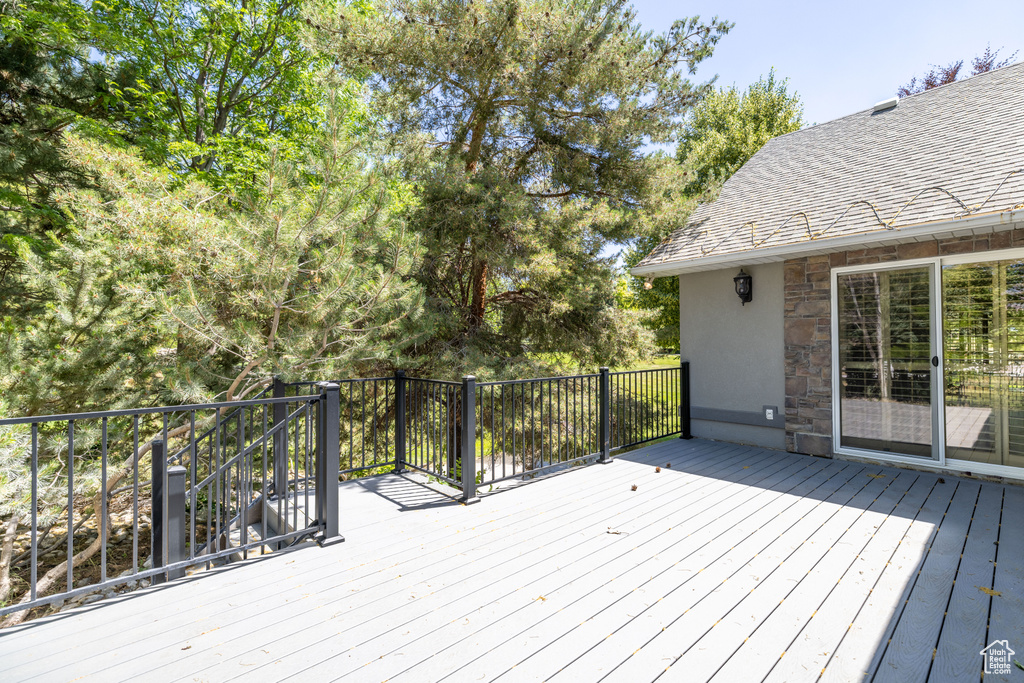 Deck with stairway