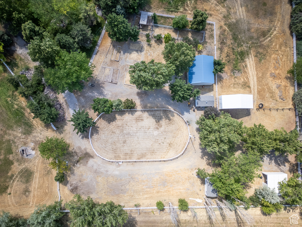 Aerial view of property and surrounding area