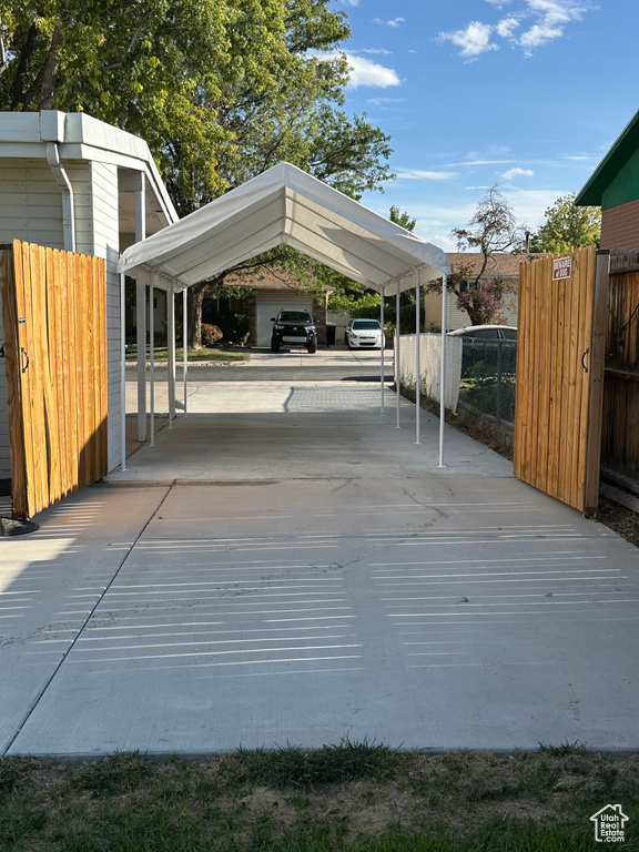 Photo 32 for MLS #2093897 at 2124 W 7125 South