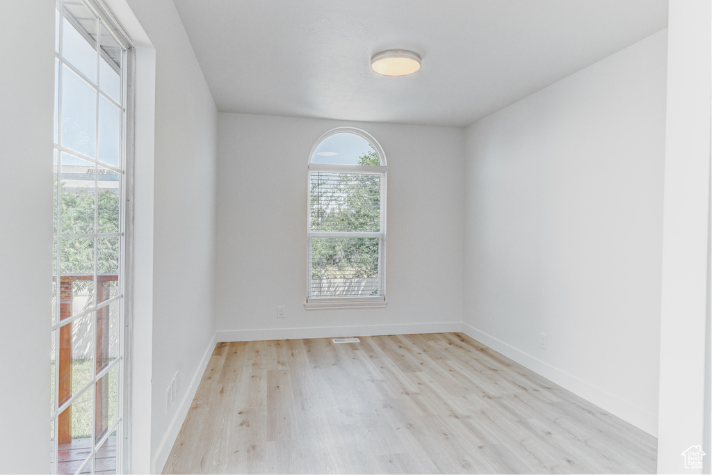 415 E ACOMA RD Midvale, UT 84047