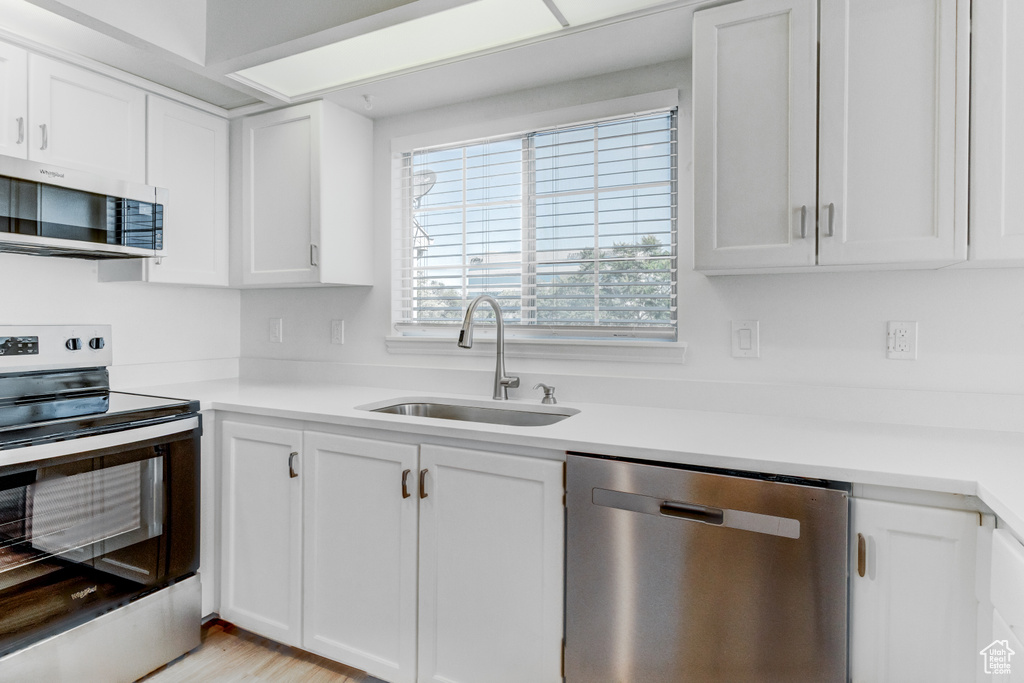 415 E ACOMA RD Midvale, UT 84047