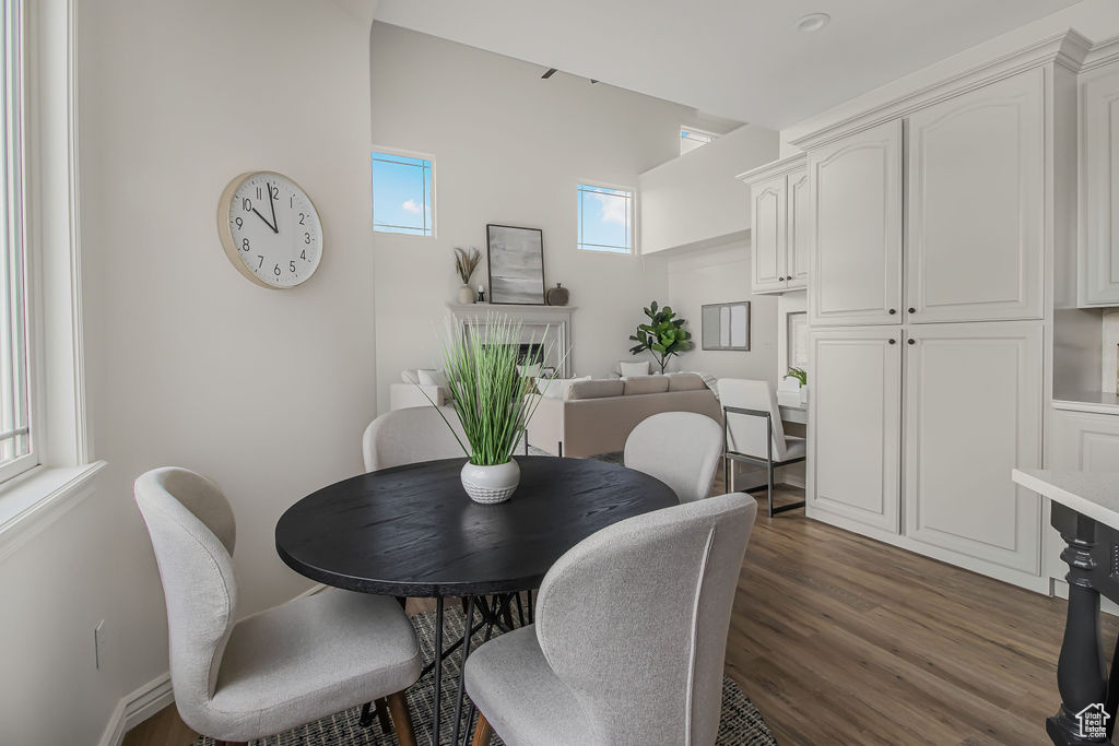 1009 W PARK PALISADE DR South Jordan, UT 84095