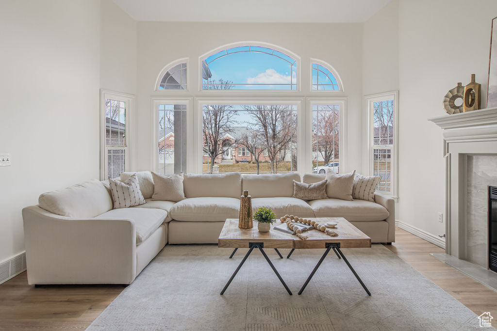 1009 W PARK PALISADE DR South Jordan, UT 84095