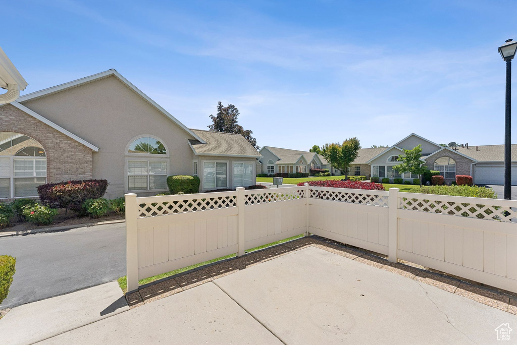 View of patio / terrace featuring a residential view