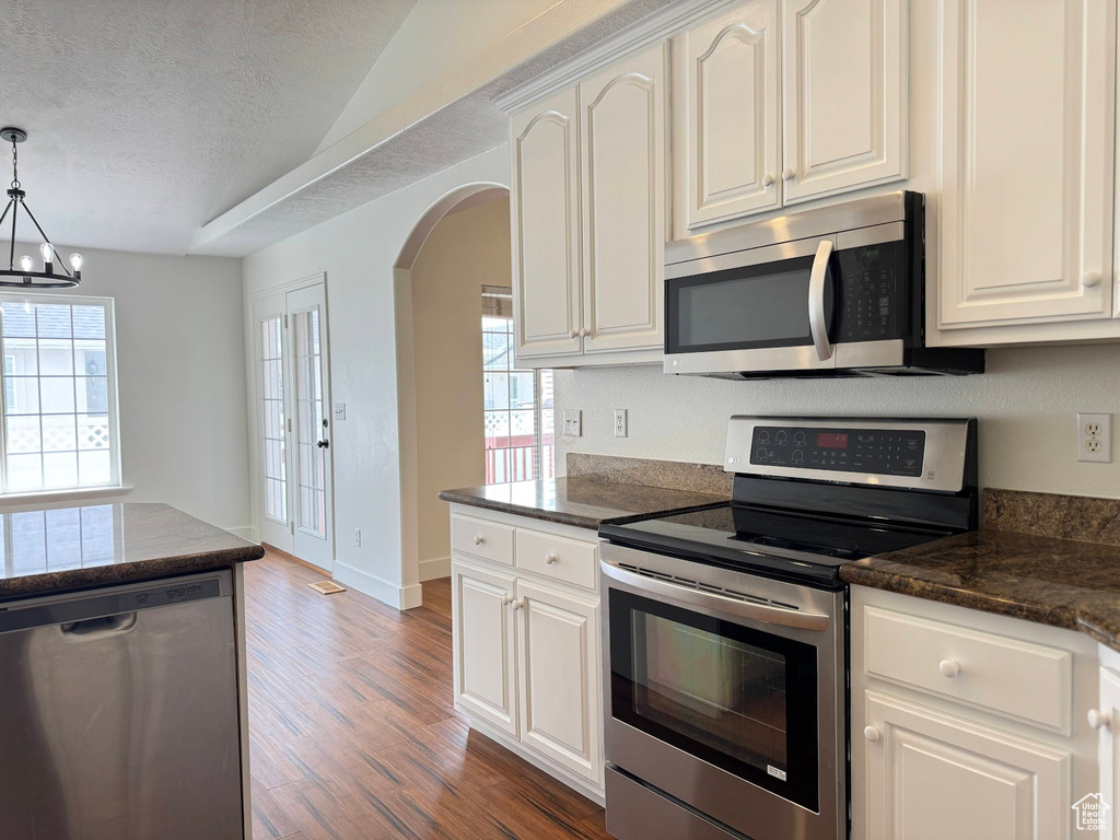 Photo 14 for MLS #2093934 at 511 W 40 North