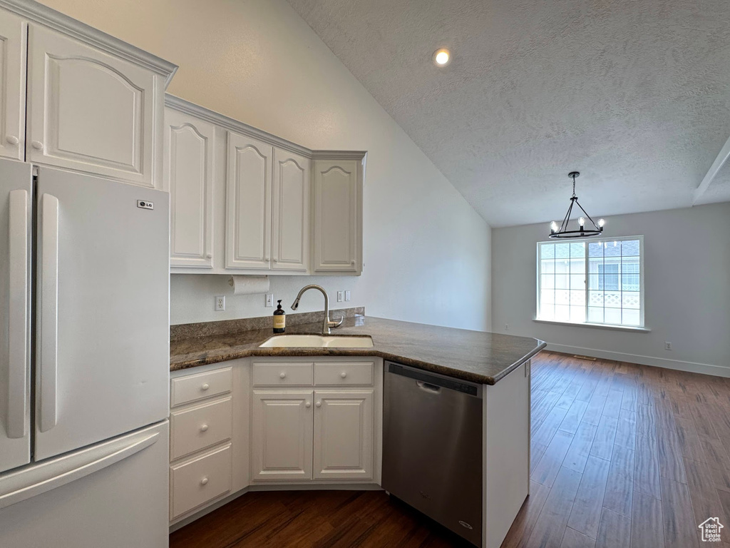 Photo 11 for MLS #2093934 at 511 W 40 North
