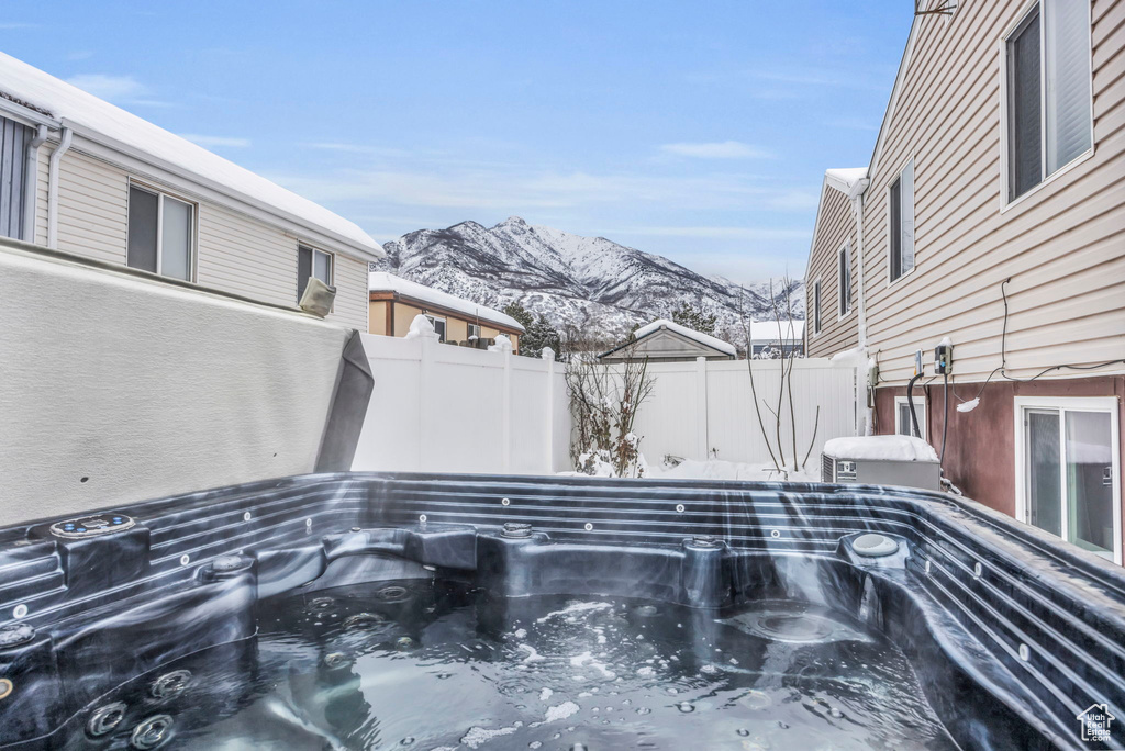 1882 E 5775 S South Ogden, UT 84403
