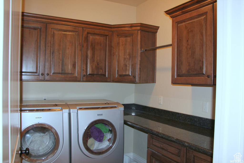 62 S FLINT ST Kaysville, UT 84037