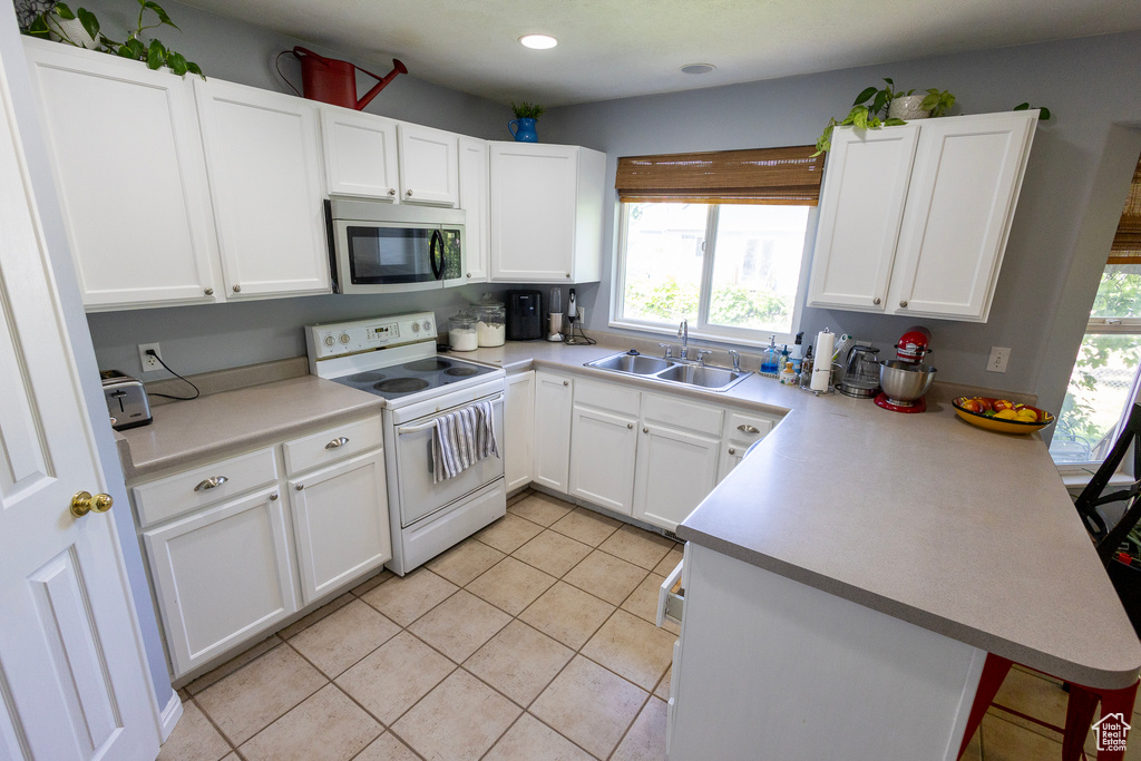 8298 S FESTIVE WAY West Jordan, UT 84088