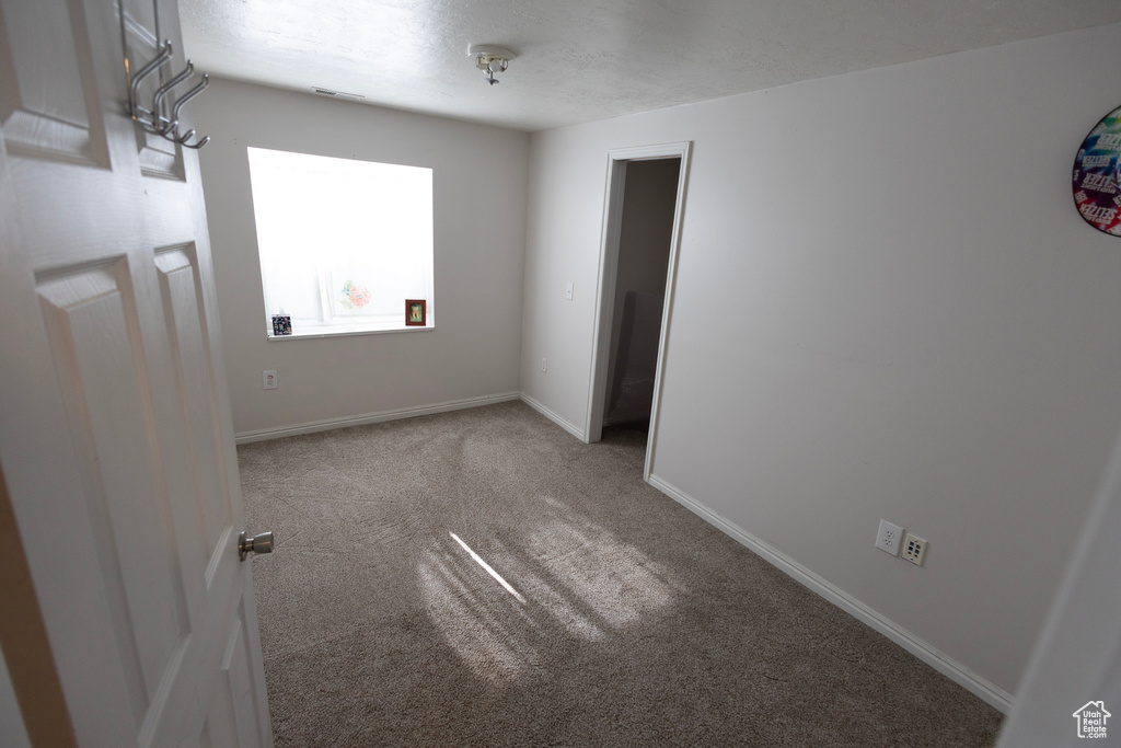 8298 S FESTIVE WAY West Jordan, UT 84088