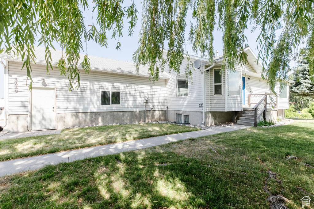 3229 E RIVERDALE RD Preston, ID 83263