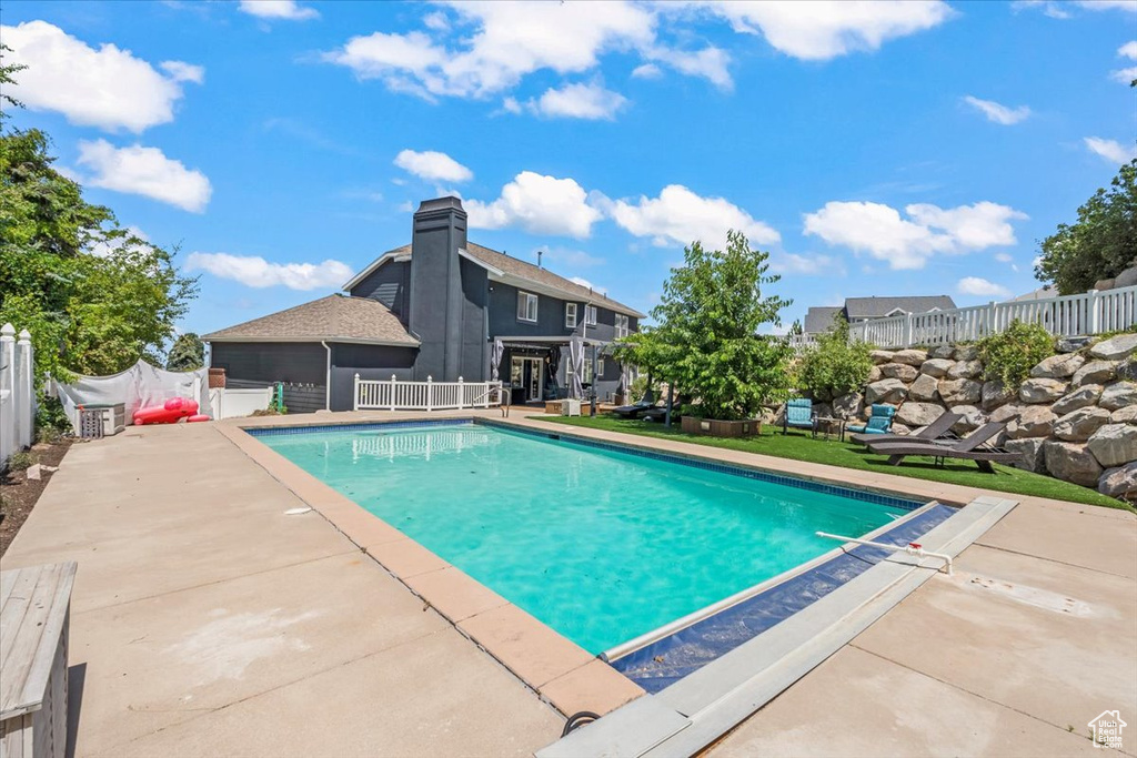 4104 S BRIDLEWOOD DR Bountiful, UT 84010