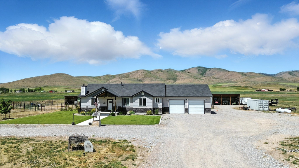 968 S 5400 W Malad City, ID 83252