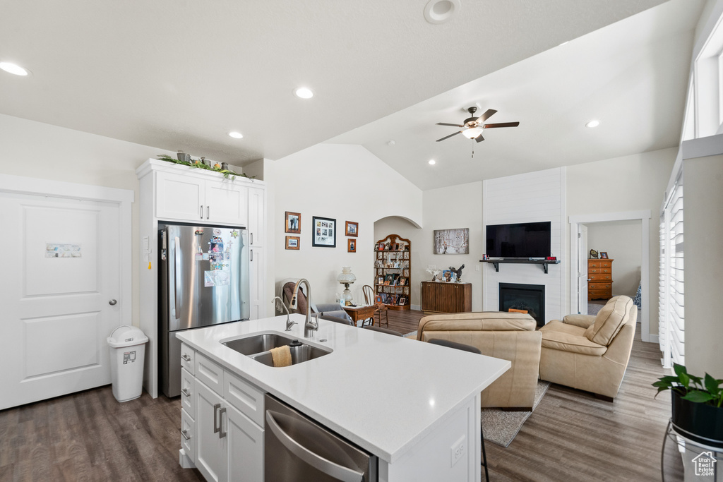 5593 W 5550 S Hooper, UT 84315