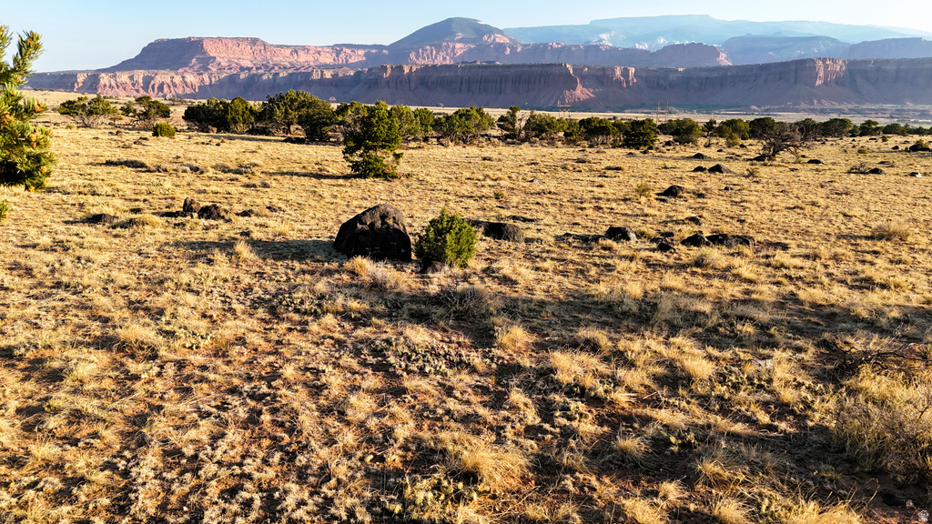 123  TEASDALE POWERLINE RD Teasdale, UT 84773
