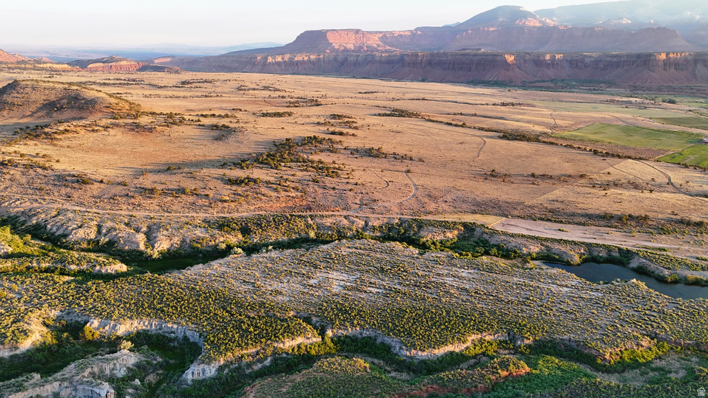 123  TEASDALE POWERLINE RD Teasdale, UT 84773