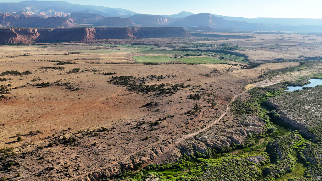 123  TEASDALE POWERLINE RD Teasdale, UT 84773