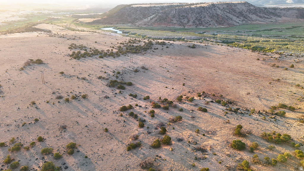 123  TEASDALE POWERLINE RD Teasdale, UT 84773