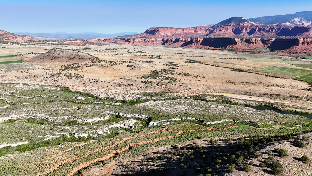 123  TEASDALE POWERLINE RD Teasdale, UT 84773