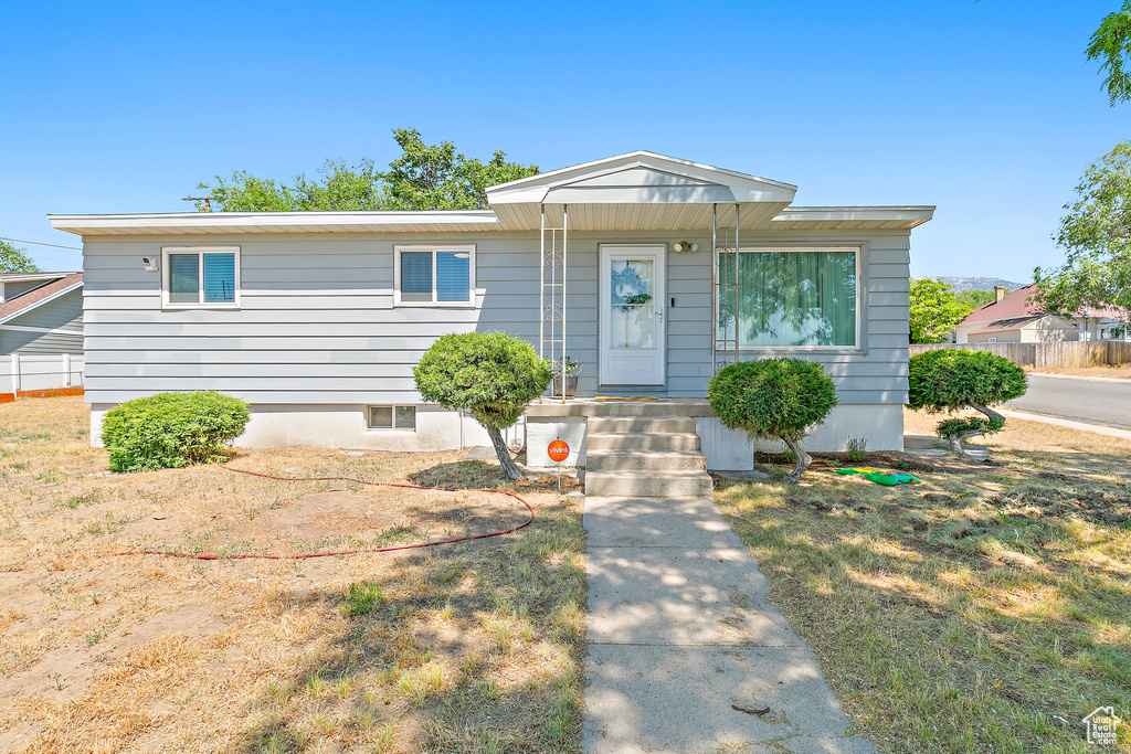 8829 S 40 E Sandy, UT 84070