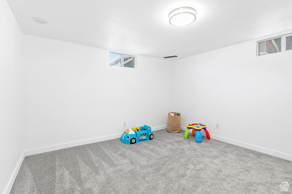 8829 S 40 E Sandy, UT 84070
