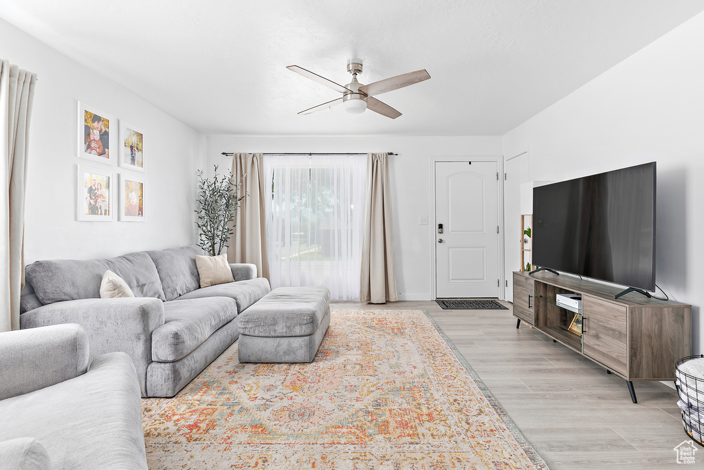 8829 S 40 E Sandy, UT 84070