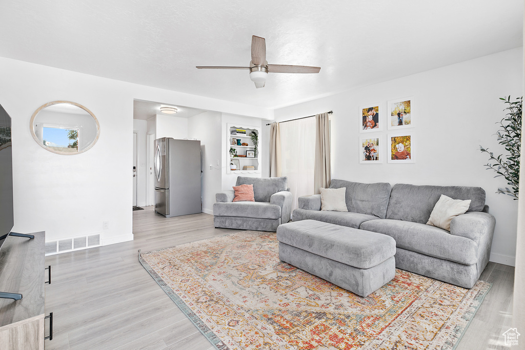 8829 S 40 E Sandy, UT 84070