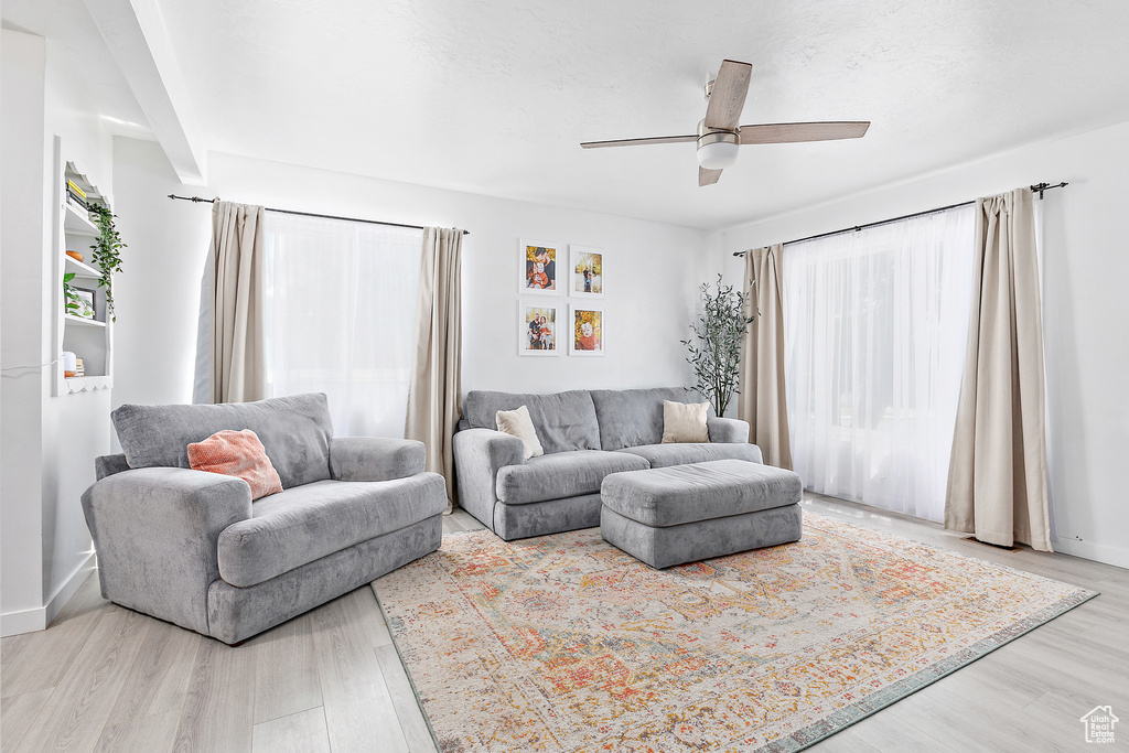 8829 S 40 E Sandy, UT 84070